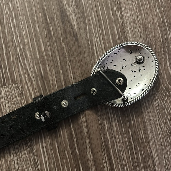 SOLD Tony Lama Ladies Black Filigree Trophy Western Belt / Size 32 - Picture 5 of 5